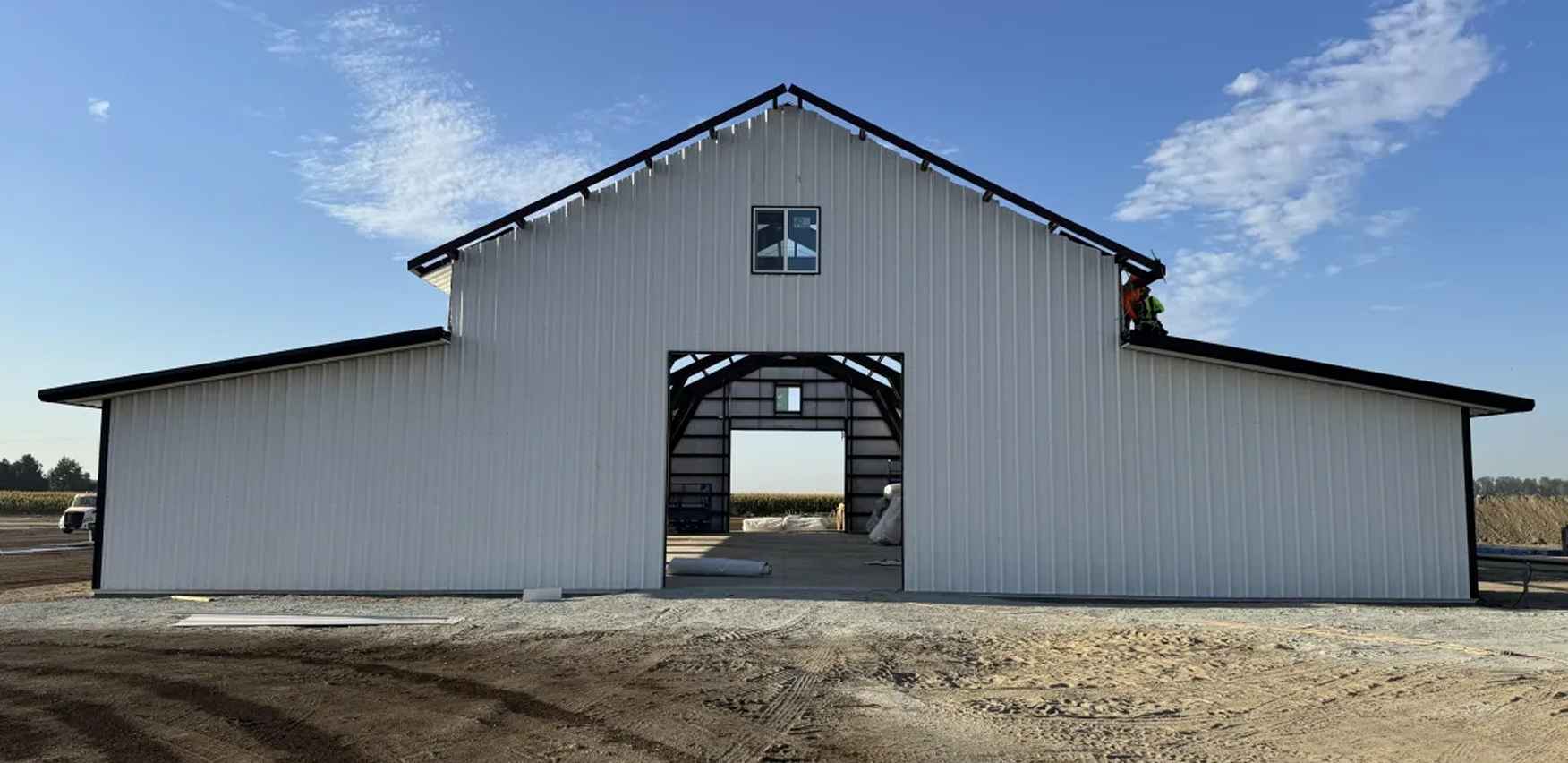 Modern barn with open entrance